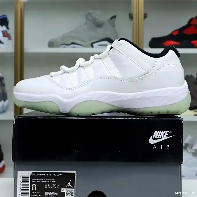 BLUE LOW Kimikick RETRO JORDAN AIR 11 LEGEND 0711